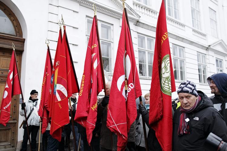 Rødt. Østarbejderne er bl.a. skræmte af den danske tradition for konflikt og strejker. 