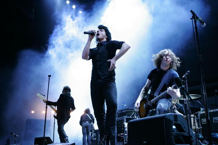 Opbrud. Bandet fortæller ikke, hvad der er årsagen til opløsningen, eller hvad de har tænkt sig at foretage sig fremover. 