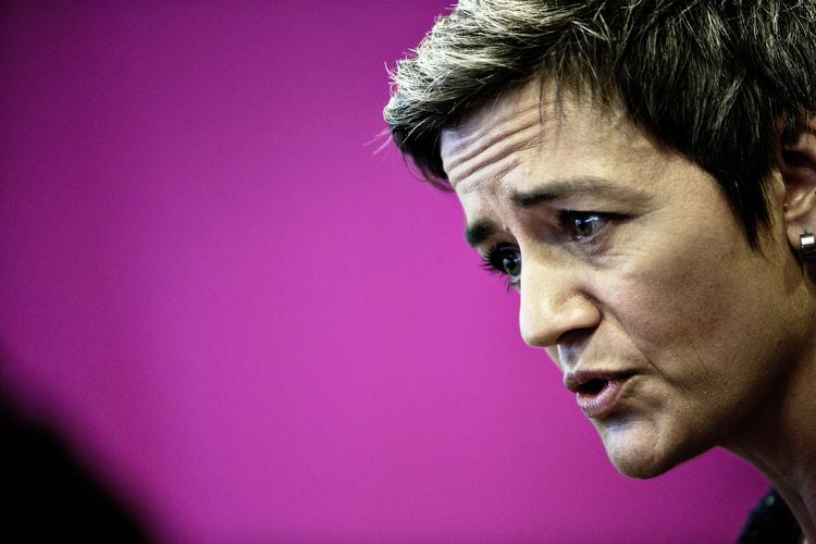Banker. Margrethe Vestager er glad for, at de små indskydere holdes skadefri i Cypern. 