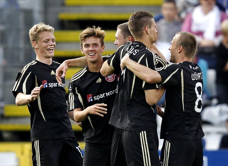 Succes. Blandt de gode AaB-stunder i 2012 var en 4-0-sejr i Odense over OB. 