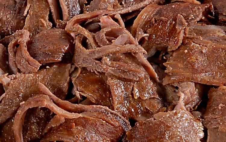 Shawarma. Det var i stegt oksekød af denne type fra Anadolu Kød, at Fødevarestyrelsen i februar fandt svinekød. 
