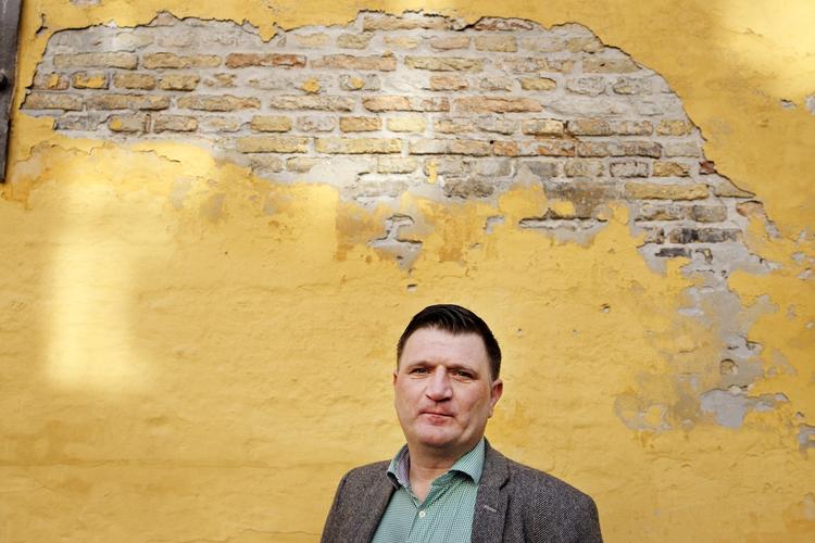 Debattør. Brian Esbensen vil udfordre fløjtænkningen i den danske samfundsdebat. 