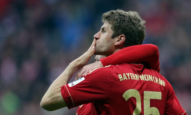 Titelkurs. FC Bayern kan vinde tre trofæer i løbet af maj: Bundesligaen, den tyske pokalturnering og Champions League. 