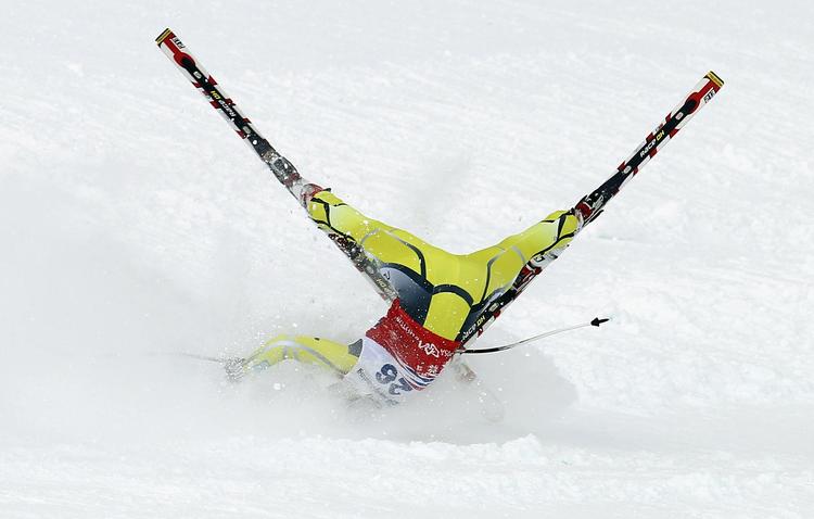 Sne. Vinter-OL indledes 7. februar 2014 og byder på i alt 16 konkurrencedage. Den norske alpinløber Lotte Smiseth Sejersted testede sneen i Sochi sidste år... 