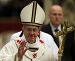 Paven. Pave Frans velsigner de troende i slutningen af ceremonien i St. Peters Kirken i Rom. 