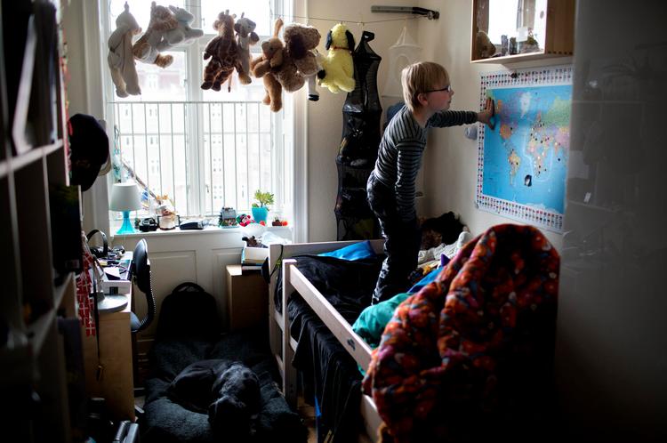 Case. 10-årige Emils mor, Dorthe Bruun, er blandt de 58 forældre og familier, som har skrevet et brev til Københavns Kommune for at råbe op om kritisable forhold i socialforvaltningen. 