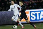 fremgang. FCM's dobbelte målscorer Petter Andersson (th) i fuldt løb med bolden i kampen mod FC København. 