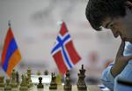 fodboldelsker. Nummer et på verdensranglisten i skak, norske Magnus Carlsen, har kvalificeret sig til en kamp om VM-titlen mod Anand til november. 