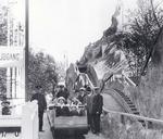 renovering. Oprindeligt havde Tivolis rutsjebane bjergtinder, men de forsvandt i 1920'erne. Nu vender de tilbage og skal sammen med et vandfald bringe den gamle forlystelse up to date. 