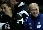 LETTET. Med ophævelsen af Kristoffer Wichmanns kontrakt kan Ove Pedersen og FC Vestsjælland komme videre. 
