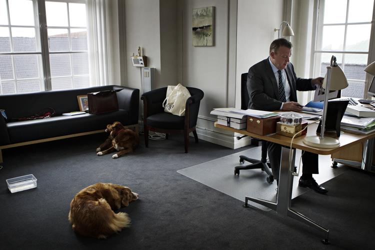 Udsigt. Lars Løkke Rasmussen kan se frem til tre grimme emner efter en hypotetisk valgsejr: Økonomi, Kristian Thulesen Dahl og nulvækst i den offentlige sektor. 