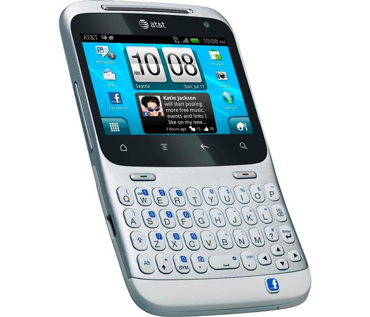 FACEBOOKTELEFON. Det er ikke første gang, Facebook forsøger at integrere sig dybt i en smartphone. I 2011 skete det også sammen med HTC med modellen Status (bill.) I aften afsløres det næste skridt i Facebooks smartphone-strategi. (Foto: HTC) 