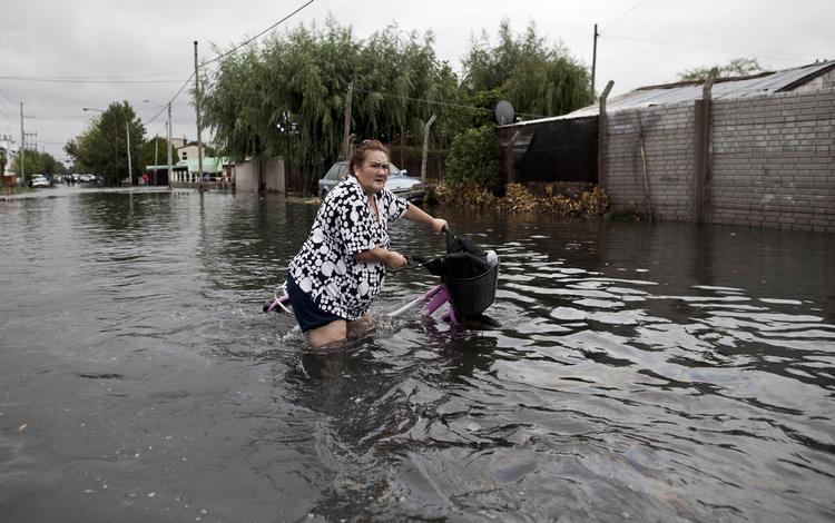 Nedbør. La Plata er den hårdest ramte by under det voldsomme uvejr i Argentina. 