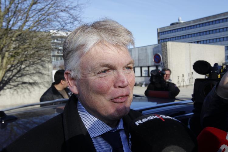 Vidne. Peter Loft afgiver i øjeblikket forklaring i Skattesagskommissionen i Buddinge om sin ageren under Helle Thorning-Schmidt og Stephen Kinnocks skattesag. 