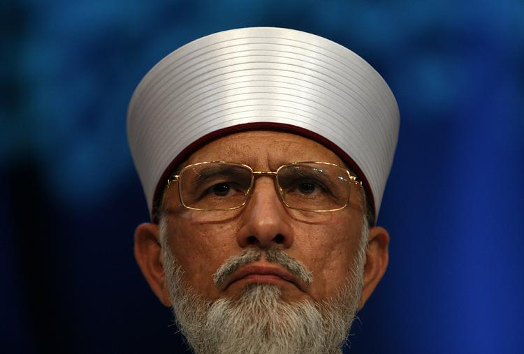 Kontroversiel. Muhammed Tahir-ul-Qadri har været med til at indføre blasfemilove i Pakistan, der kan give dødsstraf til modstandere af islam. 