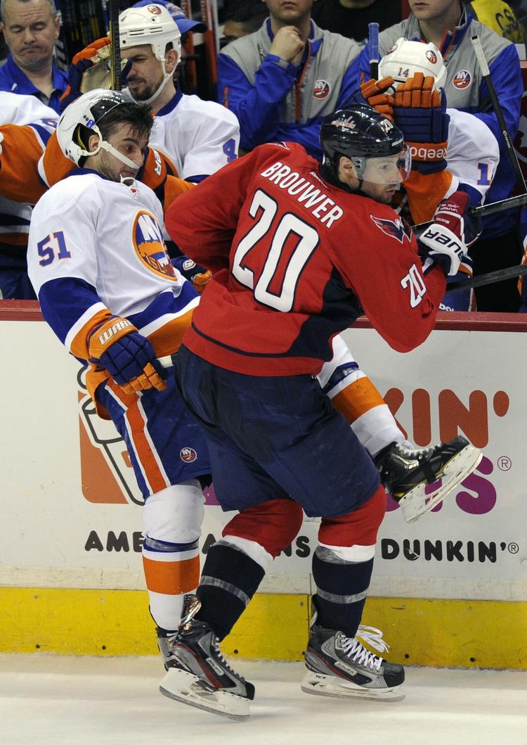 ASSIST. New York Islanders' udlignende mål havde Frans Nielsen (tv.) som assist, men Troy Brouwer og Washington Capitols vandt kampen på straffeslag. 