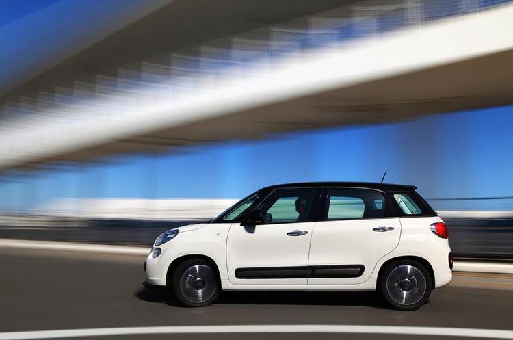 rummelig. Der er godt plads i Fiat 500 L, som minder mere om en varevogn end en livsstilsbil. Foto: Fiat 