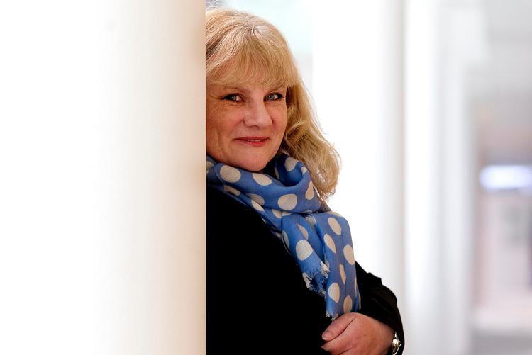 Ugeblad. Chefredaktør Annemette Krakau fejrer denne uge 75-års jubilæum for Billed-Bladet. »Jeg hader ordet sladderpresse«. 