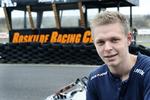 Avancement. Med en startposition som nummer tre kørte Kevin Magnussen sig en enkelt placering frem. 