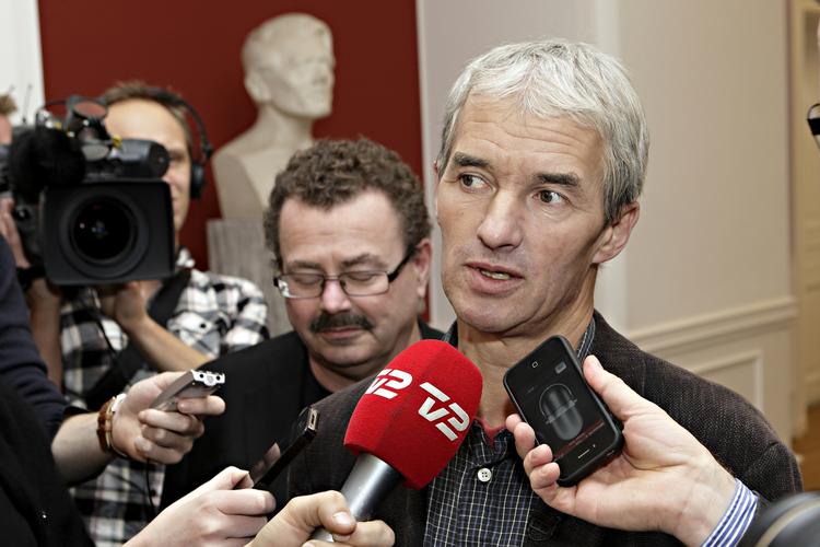 Steroider. Der skal oprettes en specialstyrke i politiet, der udelukkende skal bekæmpe og optrevle salget af steroider og anden doping, mener Enhedslisten. 