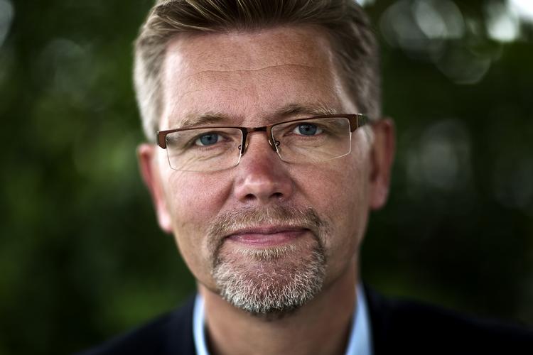 Bandebekæmpelse. Københavns Kommune er blandt dem, der har gået forrest i kampen mod banderne, siger overborgmester Frank Jensen (S) som reaktion på borgerlige retsordføreres kritik af kommunens indsats for at få bandemedlemmer ud af bandemiljøet. 