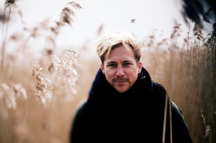 Talent. Daniel Borgman bor og arbejder  i Danmark, og hans film har hidtil også været danske. Først nu, med sin spillefilmsdebut, vender han hjem  til barndommens New Zealand. 