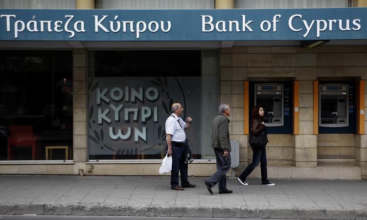 ALTERNATIVT. Ikke siden den asiatiske finanskrise har noget land gjort noget så utraditionelt som Cypern for at redde økonomien. 