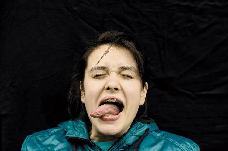 Film. Svenske Gabriela Pichler er med i kampen om Politikens Publikumspris 2013 med 'Eat Sleep Die' om krisen i Europa. 