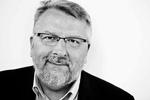 Dødsfald. Den vidt respekterede rockanmelder, forfatter og journalist Torben Bille er død. Han blev 63 år. 