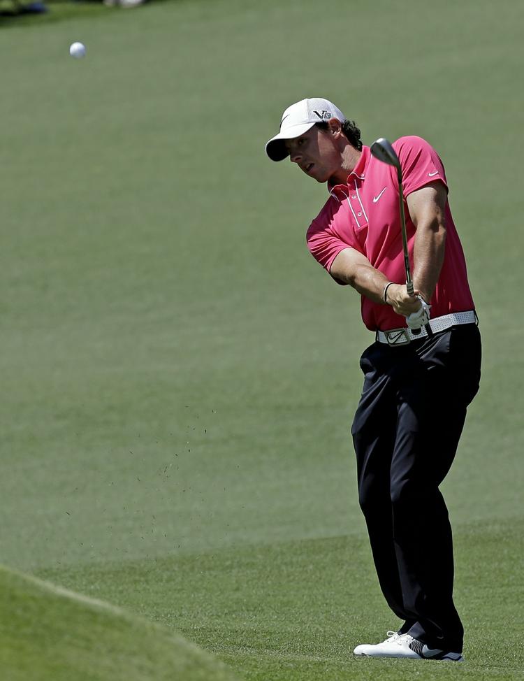 NEDTUR. På ti huller skiftede Rory McIlroys score fra 3 under til 5 over par på tredje runde. 