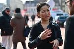 Bandemøde. Anna Mee Allerslev (R) var i dag mødt op i Nørrebrohallen primært for at se, hvilken retorik Hitz ut-Tahrir bruger over for de unge. 