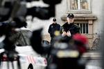 Dramatisk. Politigårdens fængsel har siden 2004 huset fanger, som generelt har optrådt truende eller voldeligt i andre fængsler. Der er blot 25 indsatte, og de har kun fællesskab med én anden indsat af gangen. 