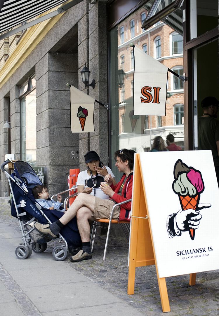 Hvis man er på vej i Skydebanehaven på Vesterbro kan man nu proviantere siciliansk gelato lige i nabolaget. 
