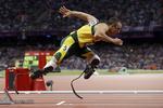 ANKLAGET. I sommer deltog Oscar Pistorius ved OL i London. Nu er han mistænkt for mord. 