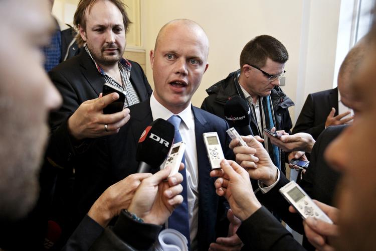 Forhandlinger. Regeringen og oppositionen forhandler i dag om kontanthjælp og vækstplan. Men Venstres Peter Christensen ønsker ikke at lave 'et forlig'. 