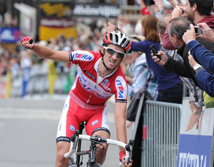 sejr. Daniel Moreno leverede en eksplosiv finish på den sidste stigning før mål - og holdt føringen til målstregen. 