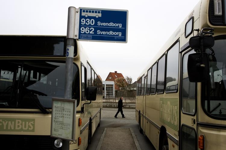 Løft. Bustrafikken i provinsen kræver forbedringer, hvis de skal have mulighed for at drage nytte af regeringens investeringer i tognettet. 
