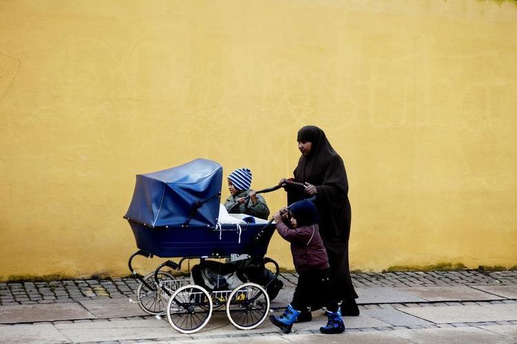Ophav. Etniske mindretal bærer rundt på et stort mindreværd, skriver Tarek Omar 