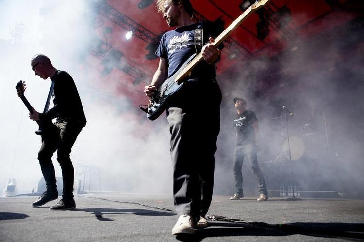 ROSKILDE. Roskilde har selv bevist, at det sagtens kan lade sig gøre at fylde fortidens tomrum ud med andet end rock. Her er det et billede fra Magtens Korridorers fest på Orange Scene sidste år. 