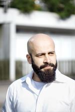 Forskellighed. Jeg ser det som en ganske symptomatisk udvikling, at nogle har påtaget sig rollen at irettesætte andre, skriver Zubair Butt Hussain i debatten om de såkaldte 'skødeperkere'. 