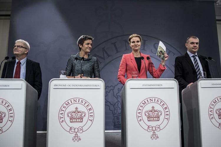 VÆKST. Regeringen fandt i går finansieringen til sin vækstplan med reformer af kontanthjælpen og SU'en. 