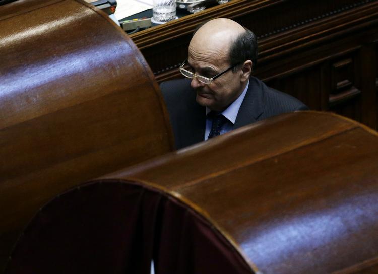 FARVEL? Pier Luigi Bersani tager måske konsekvensen af sine partifællers uregerlighed. 