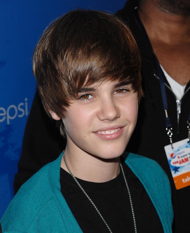 Hviiiiin. Biebers fans hvinede så højt, at de til tider overdøvede popstjernens sang. 