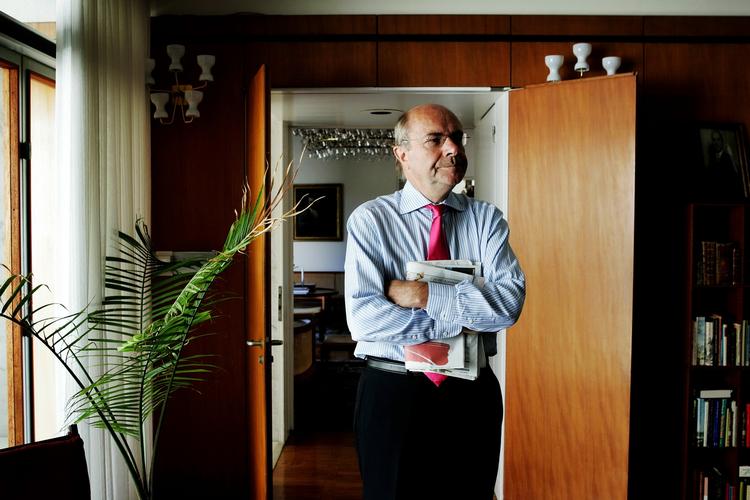 respekteret. Ulrik Federspiel blev ved sin fratræden, fra Udenrigsministeriet, højt anerkendt for sit virke i statens tjeneste. 