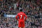 ANGER. Liverpools uruguayanske angriber, Luis Suarez, undskylder nu over for Chelseas Ivanovic, at han satte tænderne i armen på ham. 