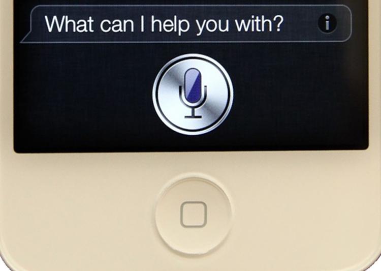 STEMMEDATA. Siri (bill.), den virtuelle assistent i iPhone, har en god hukommelse. Den husker, hvad du har sagt i op til to år. Og det samme gør den tilsvarende funktion på Android, Voice. 