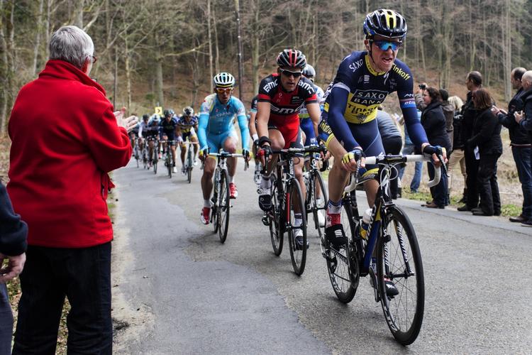 Cykelløb. Chris Anker Sørensen fra Team Saxo-Tinkoff gjorde udfald i Tour de Romandie. Her er han dog i  cykelløbet Liège Bastogne Liège.  på ruten. 