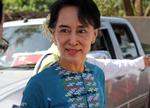 Stålsat. Aung San Suu Kyi er blevet et symbol på kampen for demokrati. 