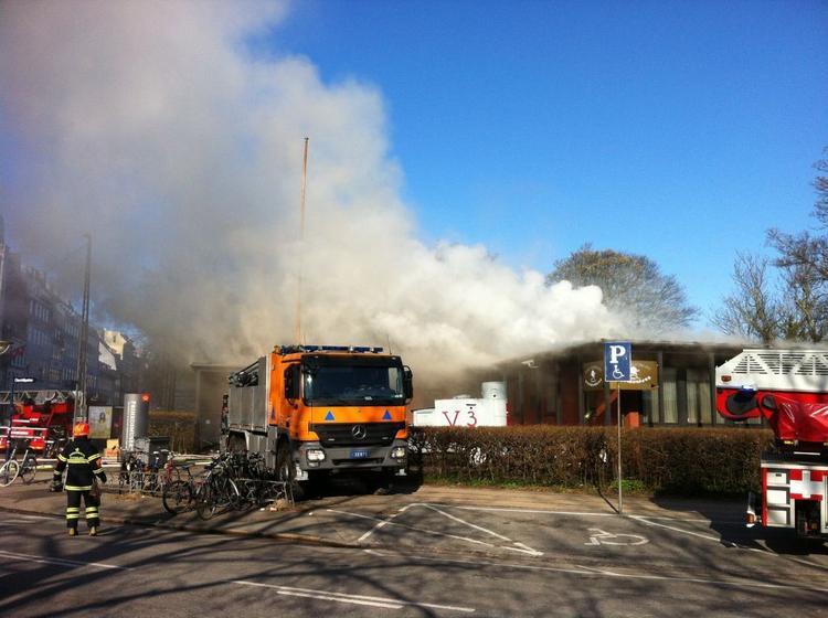 Brand. Kraftig røg indhyller Frihedsmuseet i København. 