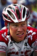 Karriere. Michael Blaudzun var med i dansk cykelsport i mange år, men som 35-årig afsluttede han karrieren som professionel cykelrytter. Hjemme på kaminhylden kan han fremvise en lang række priser og præmier. 